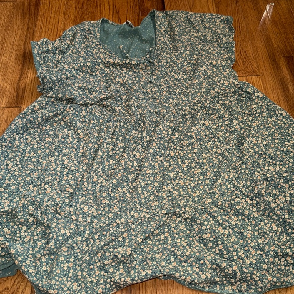 American Eagle Floral Dress